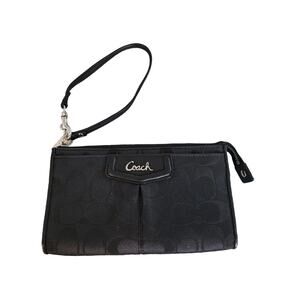 Coach Black Signature Fabric Wristlet Clutch Zippered Wallet Detachable Strap